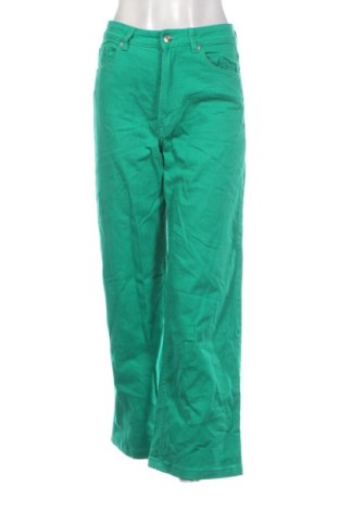 Damskie jeansy H&M, Rozmiar S, Kolor Zielony, Cena 43,99 zł, #136744903