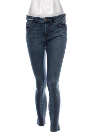 Damskie jeansy Zara, Rozmiar M, Kolor Niebieski, Cena 104,00 zł, #136753435