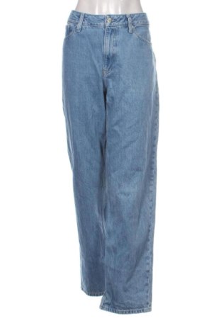 Дамски дънки Calvin Klein, Размер L, Цвят Син, Цена 59,39 €, #136754896