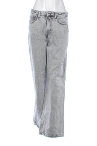 Damskie jeansy H&M, Rozmiar M, Kolor Szary, Cena 180,31 zł, #136755871