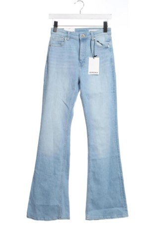 Dámské džíny  Bershka, Velikost XS, Barva Modrá, Cena  699,00 Kč, #136678931