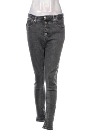 Dámské džíny  Calvin Klein Jeans, Velikost M, Barva Šedá, Cena  869,00 Kč, #136690037