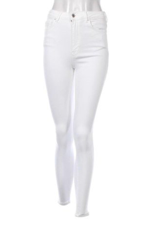 Damskie jeansy Cubus, Rozmiar S, Kolor Biały, Cena 148,34 zł, #136683318