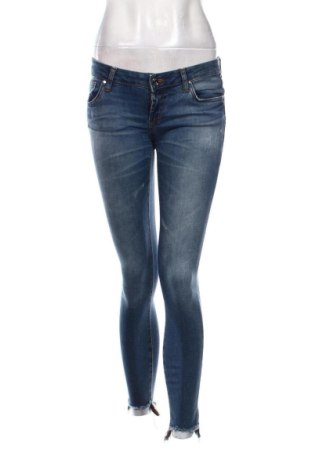 Damskie jeansy Guess, Rozmiar M, Kolor Niebieski, Cena 91,99 zł, #136684402