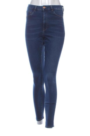 Damskie jeansy H&M, Rozmiar M, Kolor Niebieski, Cena 80,99 zł, #136701435