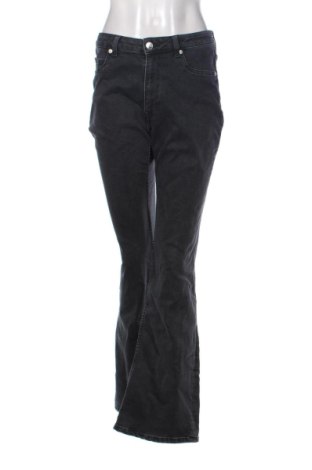 Damskie jeansy H&M, Rozmiar L, Kolor Czarny, Cena 148,32 zł, #136697259