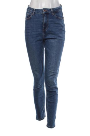 Damskie jeansy Pieces, Rozmiar S, Kolor Niebieski, Cena 93,13 zł, #136703199