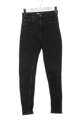 Blugi de femei Pull&Bear, Mărime S, Culoare Negru, Preț 77,00 Lei, #136643569