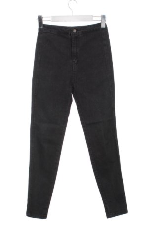Дамски дънки Pull&Bear, Размер XS, Цвят Черен, Цена 14,82 €, #136657652