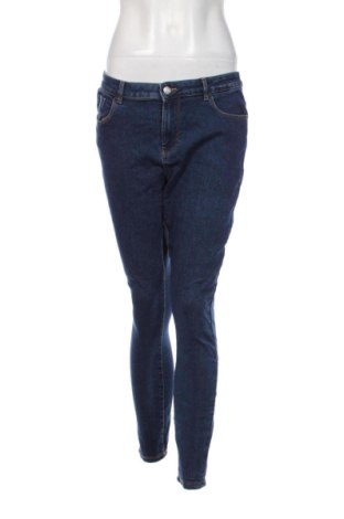 Дамски дънки Vero Moda, Размер L, Цвят Син, Цена 15,84 €, #136746351