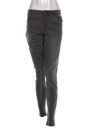 Дамски дънки Vero Moda, Размер XL, Цвят Сив, Цена 14,31 €, #136697544