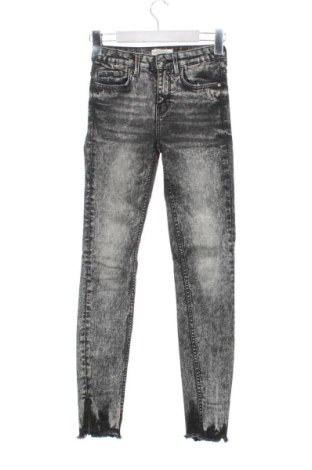 Damskie jeansy Zara, Rozmiar XS, Kolor Kolorowy, Cena 74,99 zł, #136657517