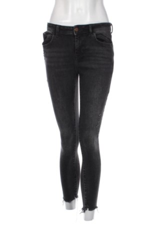 Blugi de femei Zara, Mărime M, Culoare Negru, Preț 72,99 Lei, #136703235