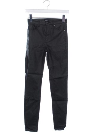 Dámské manšestráky  Stradivarius, Velikost XXS, Barva Černá, Cena  239,00 Kč, #136755522