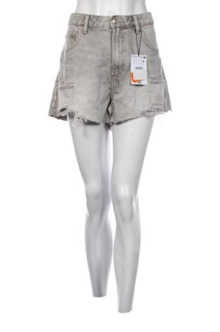 Dámské kraťasy  Bershka, Velikost XL, Barva Šedá, Cena  454,00 Kč, #136707140