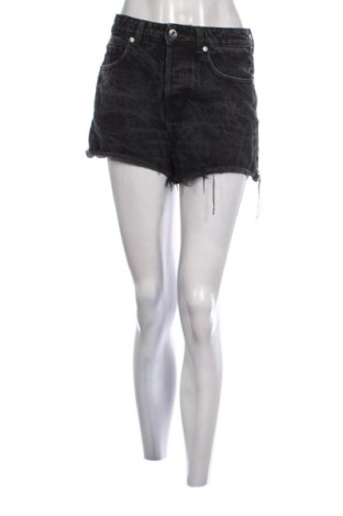 Дамски къс панталон H&M, Размер S, Цвят Черен, Цена 8,69 €, #136736333