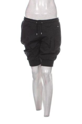 Pantaloni scurți de femei Adidas, Mărime L, Culoare Negru, Preț 90,67 Lei, #136744292