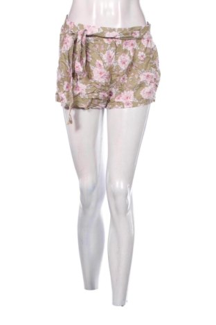Pantaloni scurți de femei Colloseum, Mărime M, Culoare Multicolor, Preț 60,99 Lei, #136660504