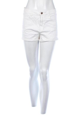 Damen Shorts Jennyfer, Größe M, Farbe Weiß, Preis 8,99 €, #136662138