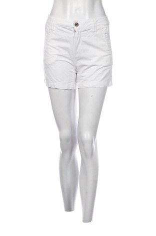 Női rövidnadrág Pepe Jeans, Méret M, Szín Fehér, Ár 10 331 Ft, #136701486