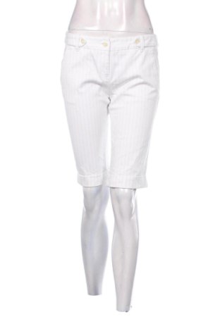 Damen Shorts Sisley, Größe L, Farbe Mehrfarbig, Preis 25,00 €, #136690966