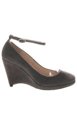 Дамски обувки Zara, Размер 36, Цвят Кафяв, Цена 30,19 €, #136539603
