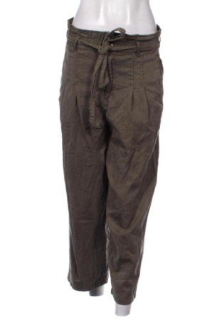 Pantaloni de femei ONLY, Mărime M, Culoare Verde, Preț 26,99 Lei, #136709337
