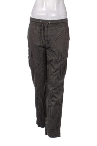 Pantaloni de femei Kiabi, Mărime M, Culoare Verde, Preț 36,99 Lei, #136710365