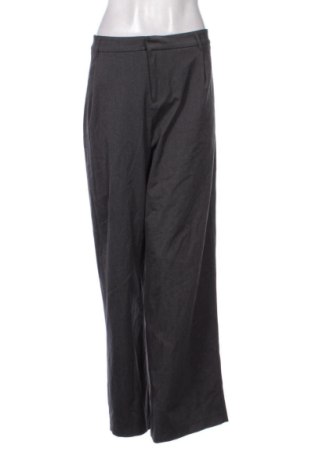 Pantaloni de femei Bershka, Mărime XXL, Culoare Gri, Preț 92,99 Lei, #136710565