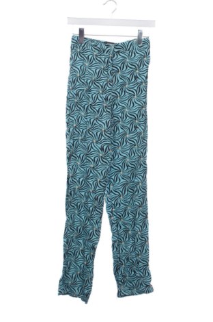 Дамски панталон Pull&Bear, Размер XS, Цвят Многоцветен, Цена 4,09 €, #136723971