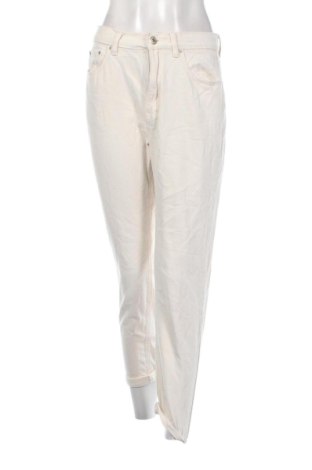 Pantaloni de femei Pull&Bear, Mărime M, Culoare Ecru, Preț 41,99 Lei, #136748512