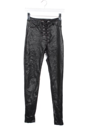 Damskie spodnie Bershka, Rozmiar XXS, Kolor Czarny, Cena 148,34 zł, #136750881