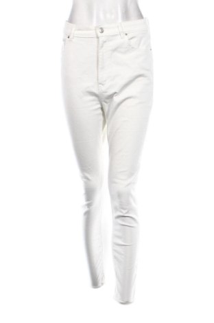 Дамски панталон Pull&Bear, Размер L, Цвят Бял, Цена 10,36 €, #136764276