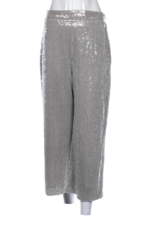 Pantaloni de femei Zara, Mărime M, Culoare Argintiu, Preț 65,99 Lei, #136766267