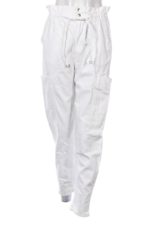 Damskie spodnie Bershka, Rozmiar S, Kolor Biały, Cena 80,38 zł, #136676998