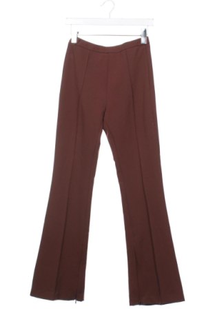 Дамски панталон Bershka, Размер XS, Цвят Кафяв, Цена 6,13 €, #136692053