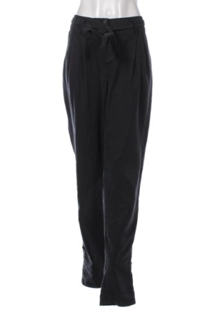 Дамски панталон Yessica, Размер XL, Цвят Черен, Цена 15,33 €, #136654960