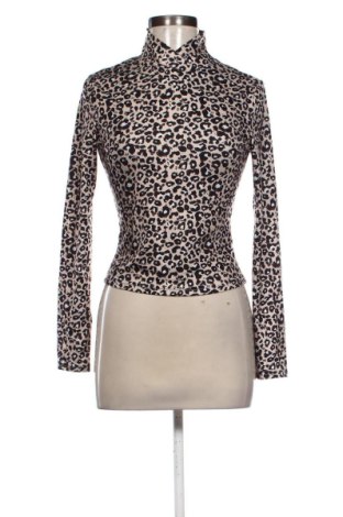 Helancă de femei Unbranded, Mărime S, Culoare Multicolor, Preț 52,13 Lei, #136699289