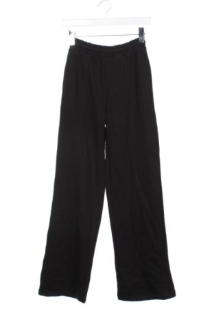 Damen Sporthose Pull&Bear, Größe XS, Farbe Schwarz, Preis 19,99 €, #136696600