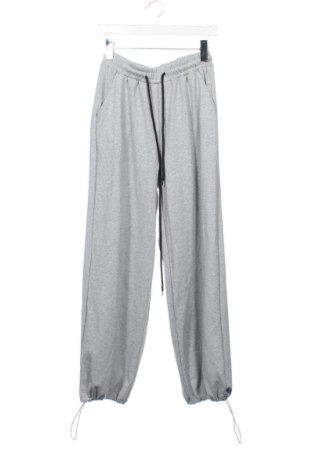 Pantaloni trening de femei Unbranded, Mărime XS, Culoare Gri, Preț 40,99 Lei, #136702120
