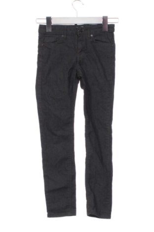 Детски панталон H&M L.O.G.G., Размер 8-9y/ 134-140 см, Цвят Сив, Цена 10,73 €, #136752972