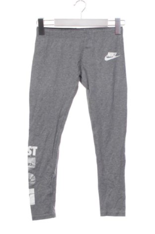 Pantaloni de trening, pentru copii Nike, Mărime 10-11y/ 146-152 cm, Culoare Multicolor, Preț 92,99 Lei, #136739590