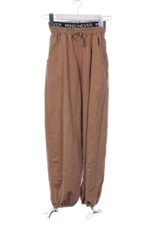 Pantaloni de trening, pentru copii Unbranded, Mărime 10-11y/ 146-152 cm, Culoare Maro, Preț 41,99 Lei, #136753122