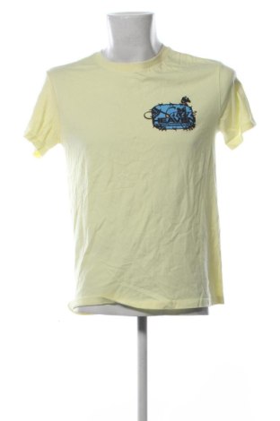 Ανδρικό t-shirt Bershka, Μέγεθος S, Χρώμα Κίτρινο, Τιμή 9,71 €, #136754430
