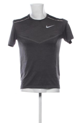 Męski T-shirt Nike, Rozmiar S, Kolor Szary, Cena 111,35 zł, #136703345