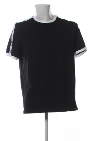 Ανδρικό t-shirt SHEIN, Μέγεθος L, Χρώμα Μαύρο, Τιμή 9,99 €, #136626157