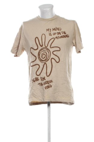 Мъжка тениска Bershka, Размер S, Цвят Бежов, Цена 9,71 €, #136750794