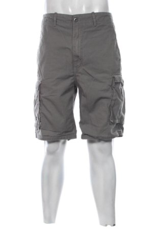 Pantaloni scurți de bărbați Levi's, Mărime XL, Culoare Gri, Preț 109,48 Lei, #136674358