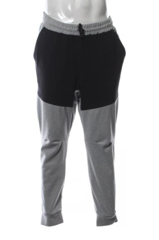 Męskie spodnie sportowe Nike, Rozmiar L, Kolor Kolorowy, Cena 133,96 zł, #136744310