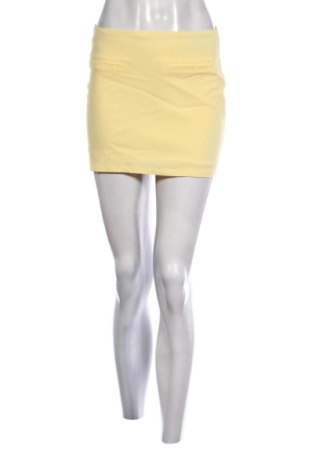 Пола Pull&Bear, Размер S, Цвят Жълт, Цена 6,64 €, #136738442
